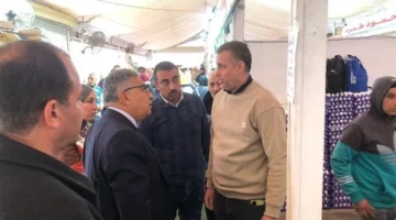 محافظ الدقهلية يتابع التزام معارض المحافظة الدائمة بإعلان أسعار السلع للمواطنين